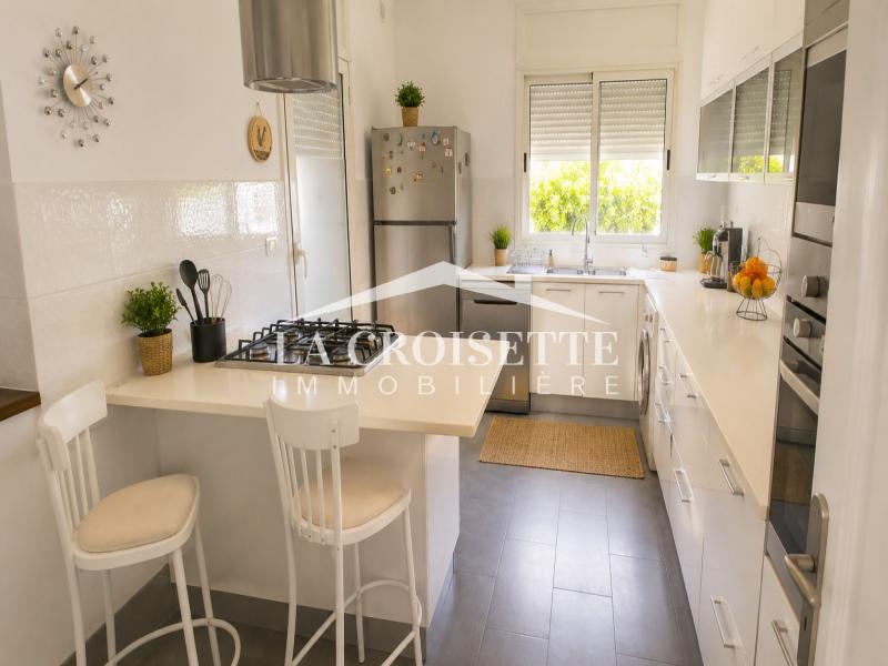 Etage de villa S+3 meublé à La Marsa